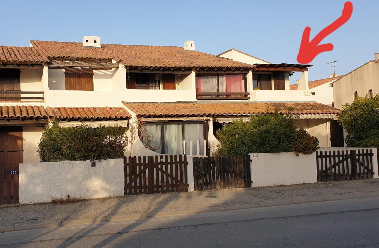 Studio Des Saintes Exterior photo